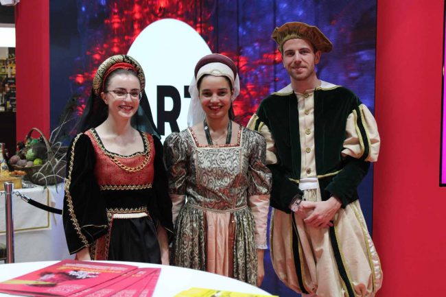 Louis 12 costumes Renaissance